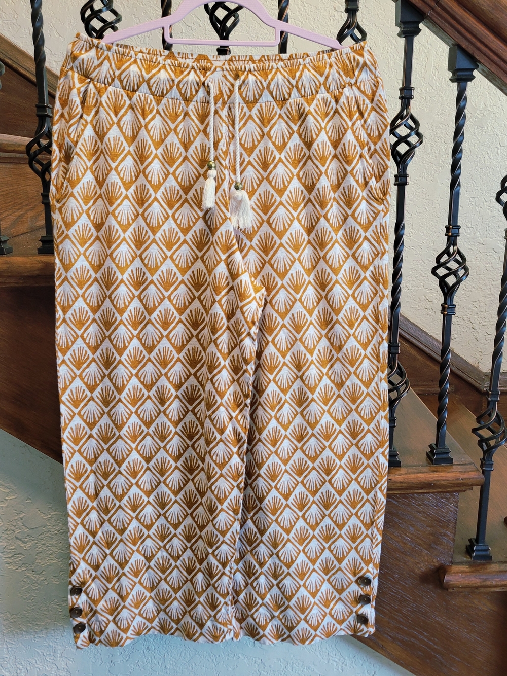 C&C California White and Mustard Patterned Pull-On Joggers